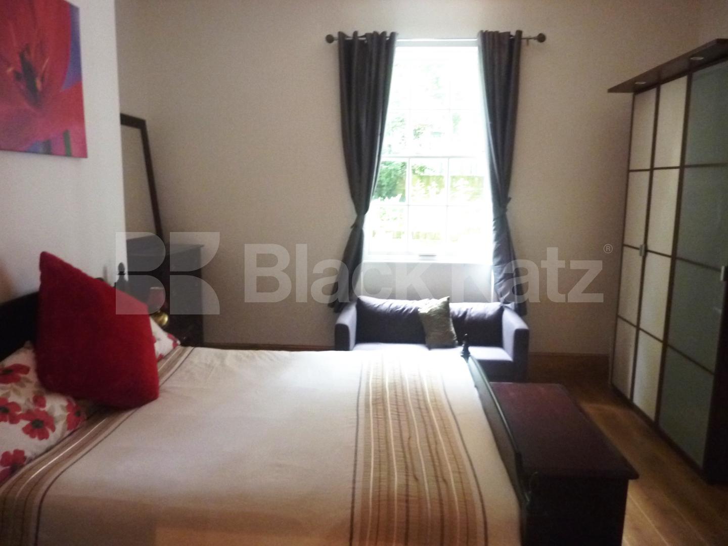 			NEW INSTRUCTION! INCLUSIVE OF ALL BILLS!, 1 Bedroom, 1 bath, 1 reception Flat			 Westbourne Terrace Road, BAYSWATER